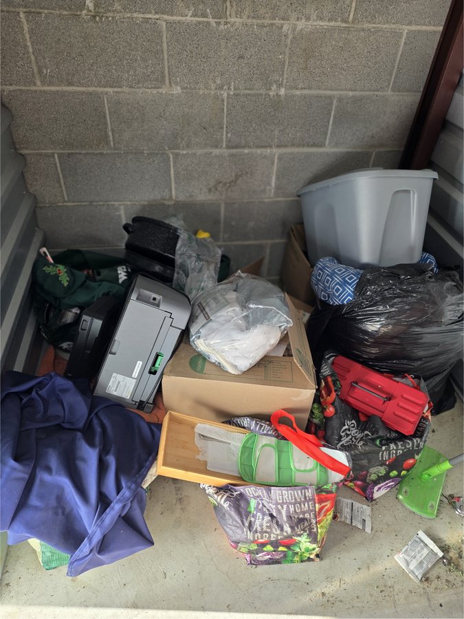 5 x 5 storage unit in Upper Marlboro, MD