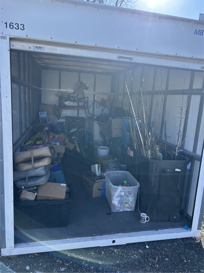 8 x 16 storage unit in Wantage, NJ