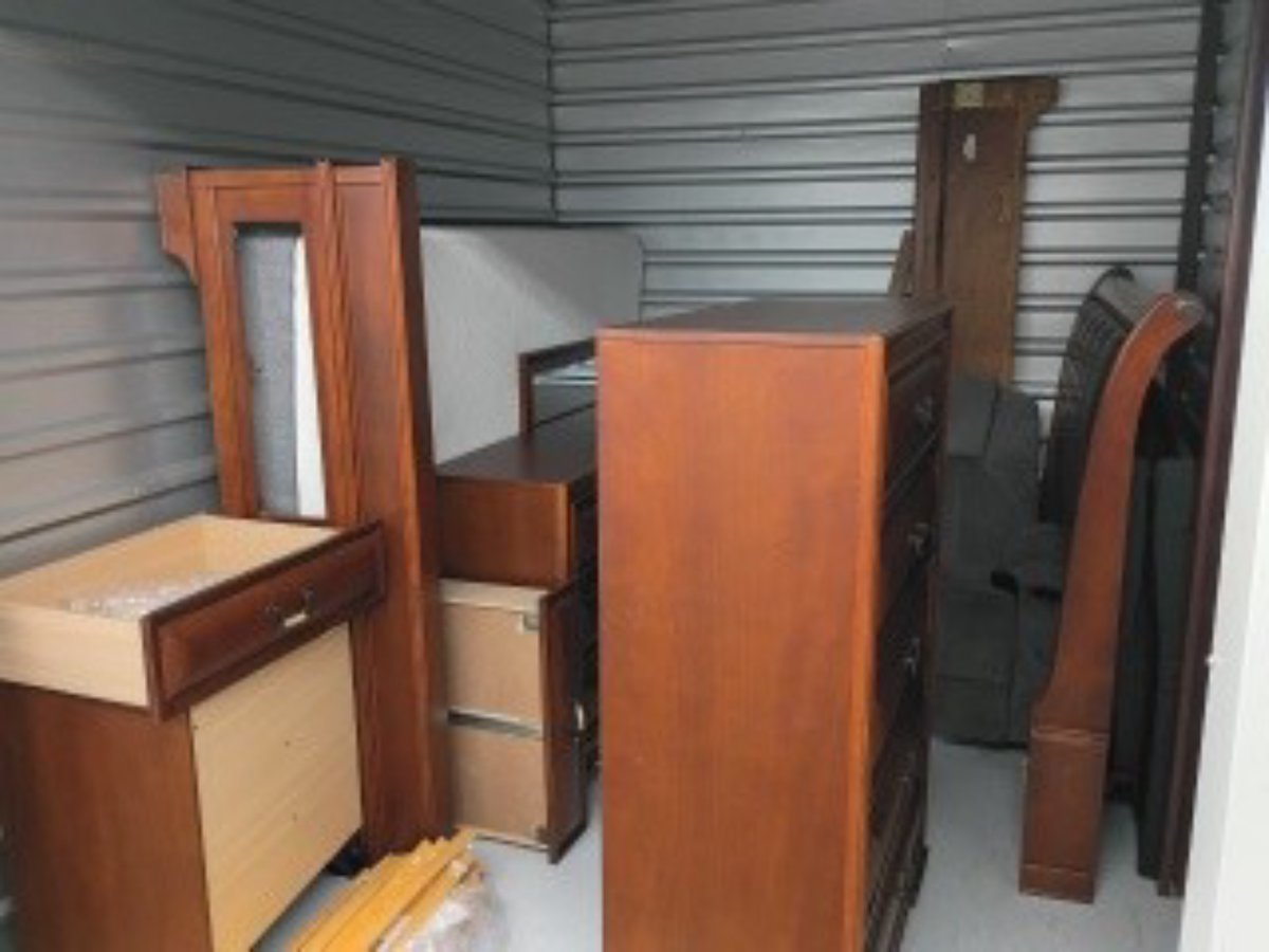 7 x 10 storage unit in Houston, TX