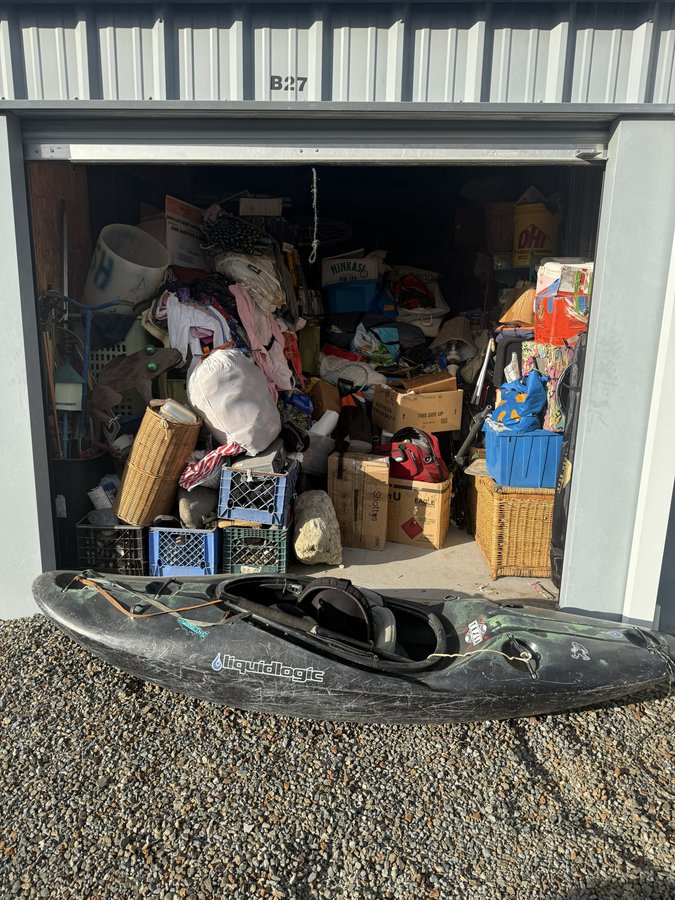 10 x 20 storage unit in Grants Pass, OR