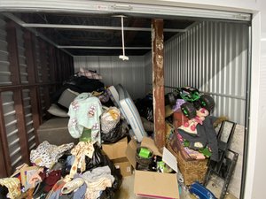 10 x 15 unit in Pensacola
