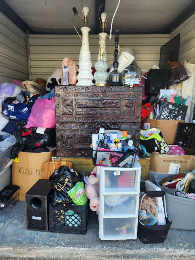 10 x 10 storage unit in Stockbridge, GA