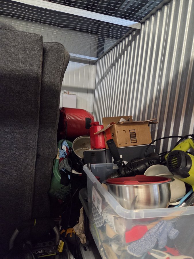 10 x 10 storage unit in Sanford, FL