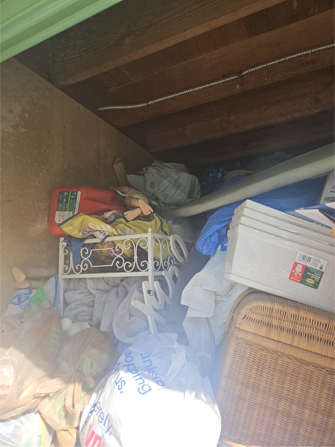 10 x 24 storage unit in Inglewood, CA