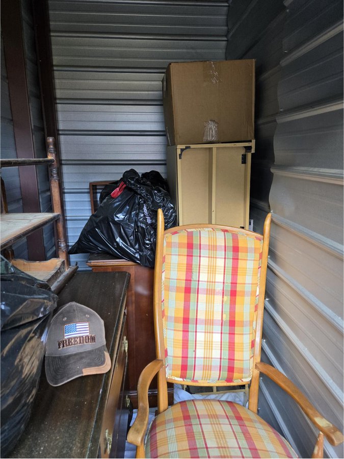 5 x 10 storage unit in Buford, GA
