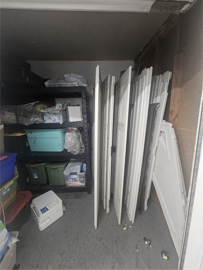 7 x 10 storage unit in Inglewood, CA
