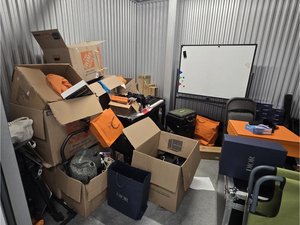 10 x 12 storage unit in Atlanta, GA