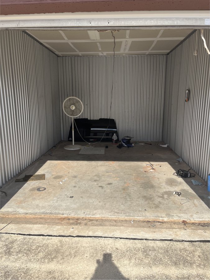 10 x 15 storage unit in Oklahoma City, OK