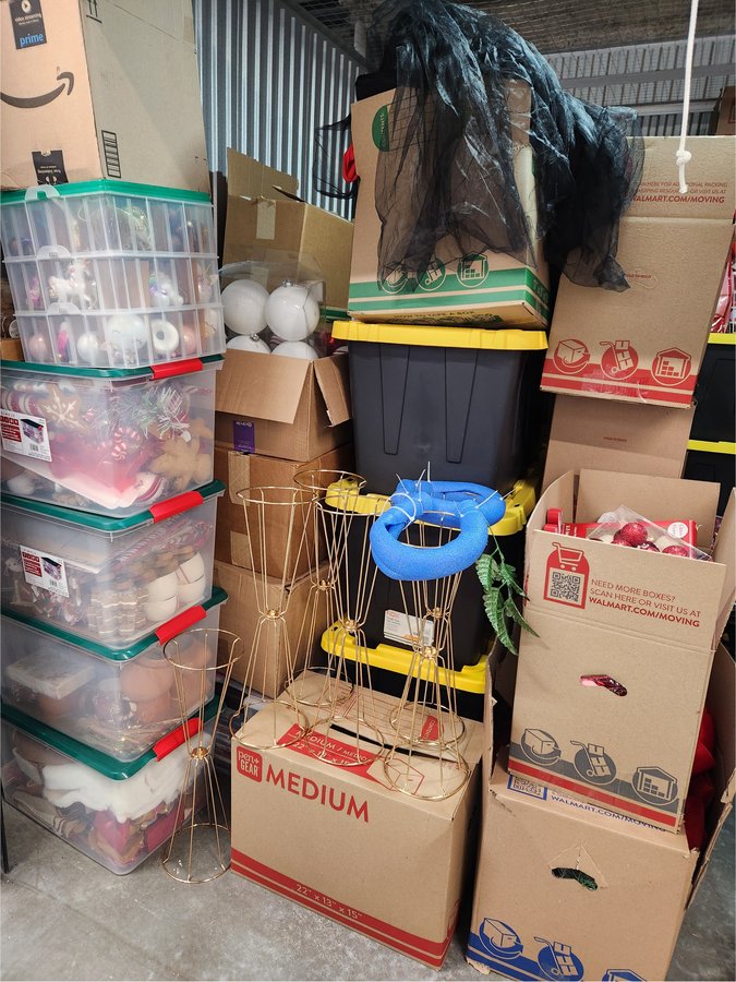 10 x 10 storage unit in Hanover, MD