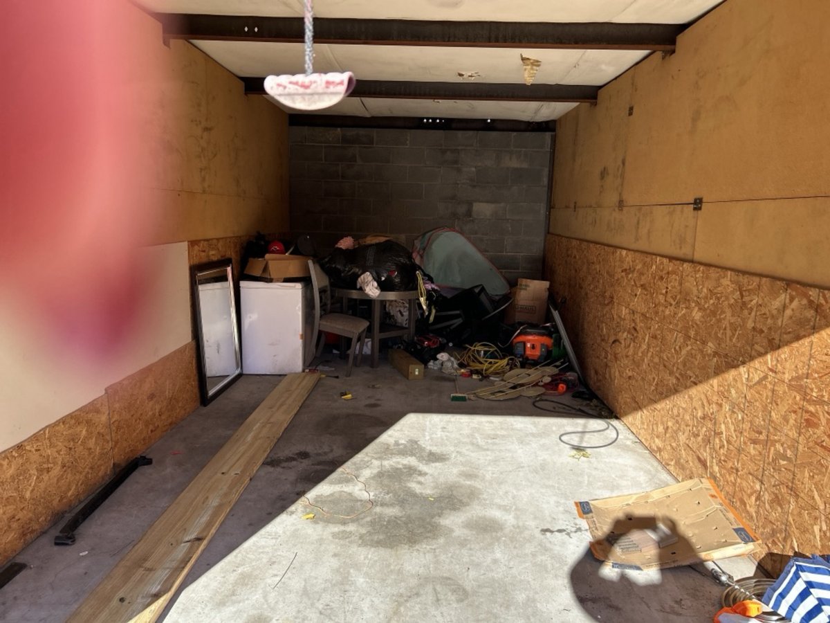 10 x 25 storage unit in Fayetteville, NC