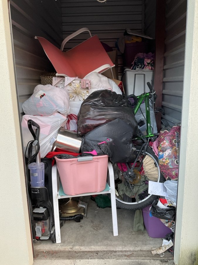 5 x 10 storage unit in North Charleston, SC