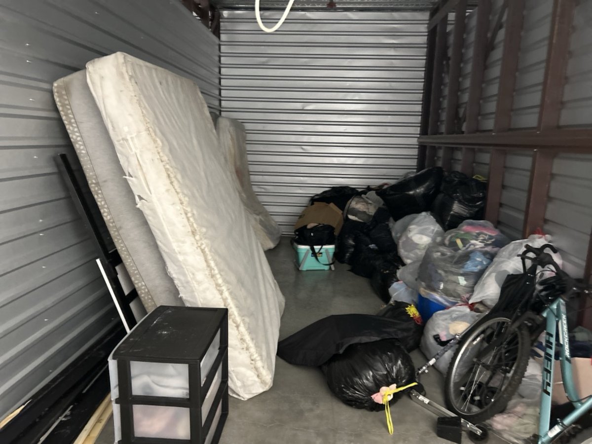 10 x 20 storage unit in Fayetteville, NC
