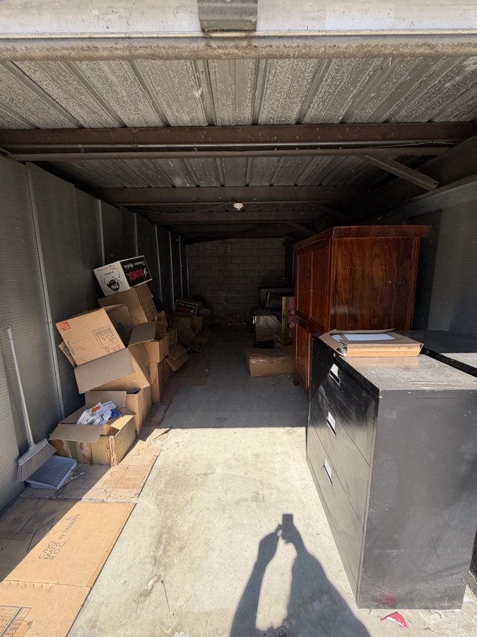 10 x 25 storage unit in Arcadia, CA
