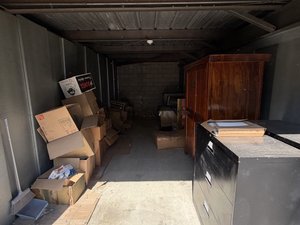 10 x 25 storage unit in Arcadia, CA