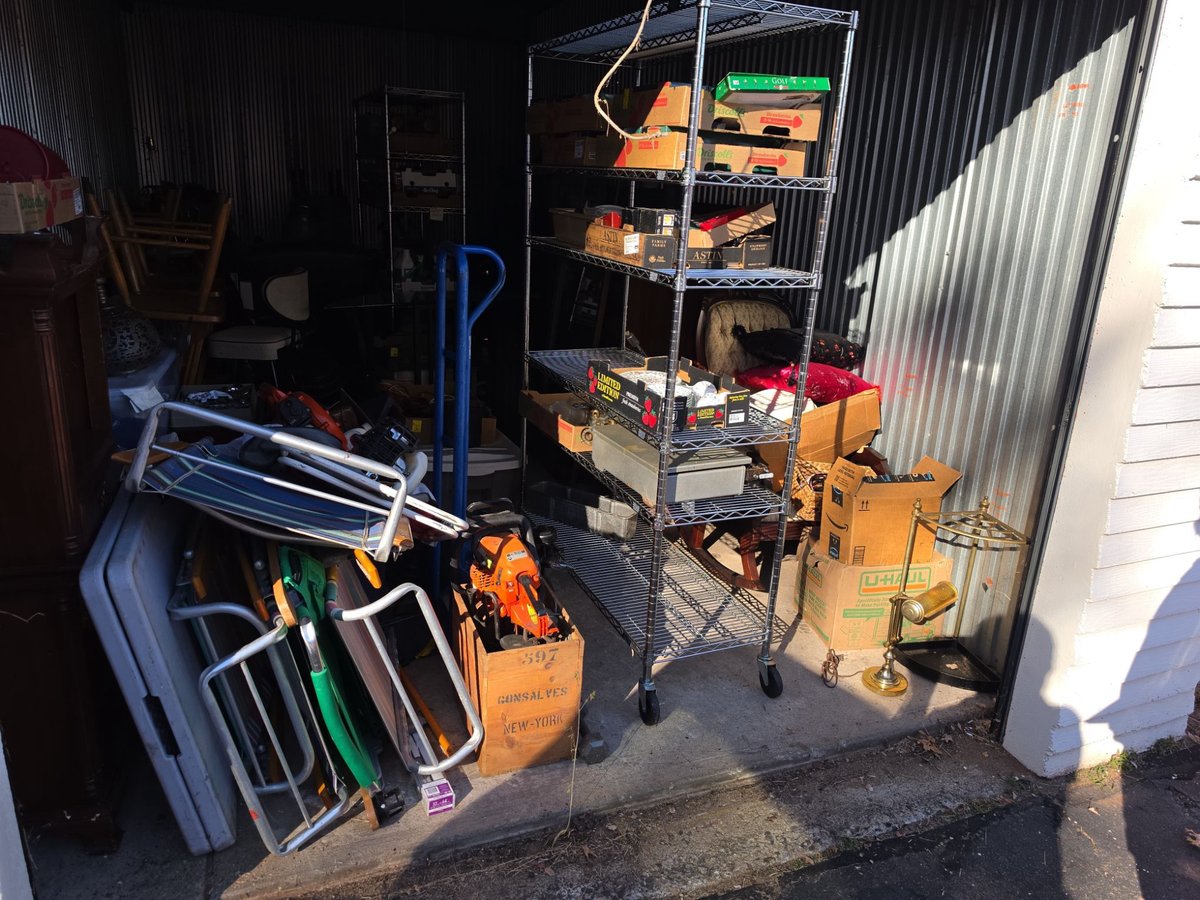 10 x 20 storage unit in Southington, CT