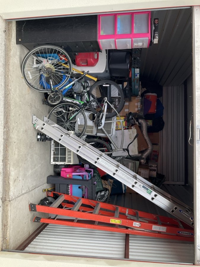 10 x 15 storage unit in North Charleston, SC