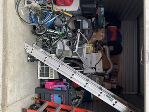 10 x 15 unit in North Charleston