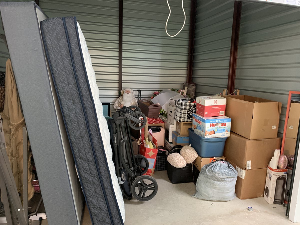 10 x 10 storage unit in San Antonio, TX