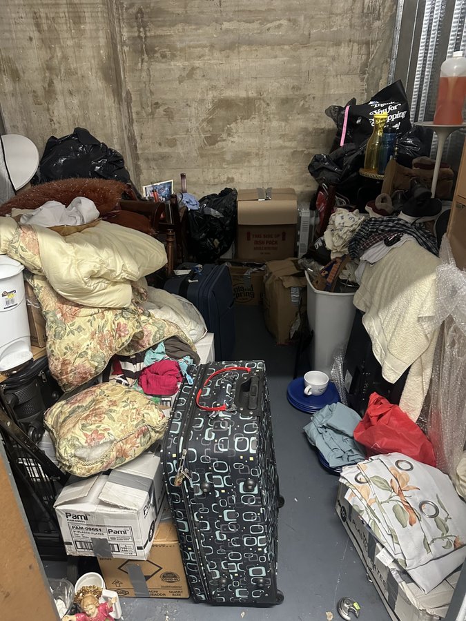 10 x 11 storage unit in Bronx, NY
