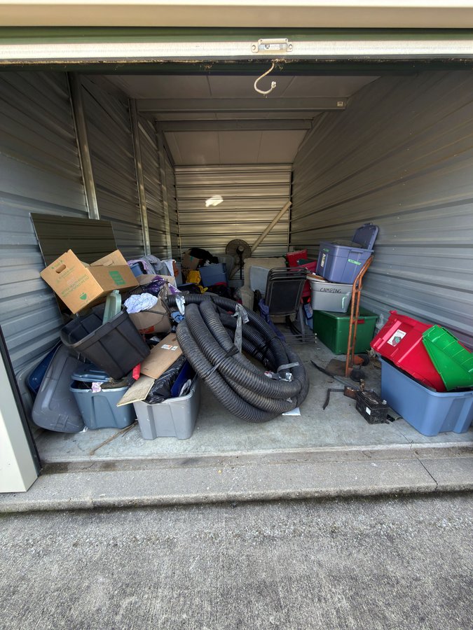 10 x 20 storage unit in Whiteland, IN