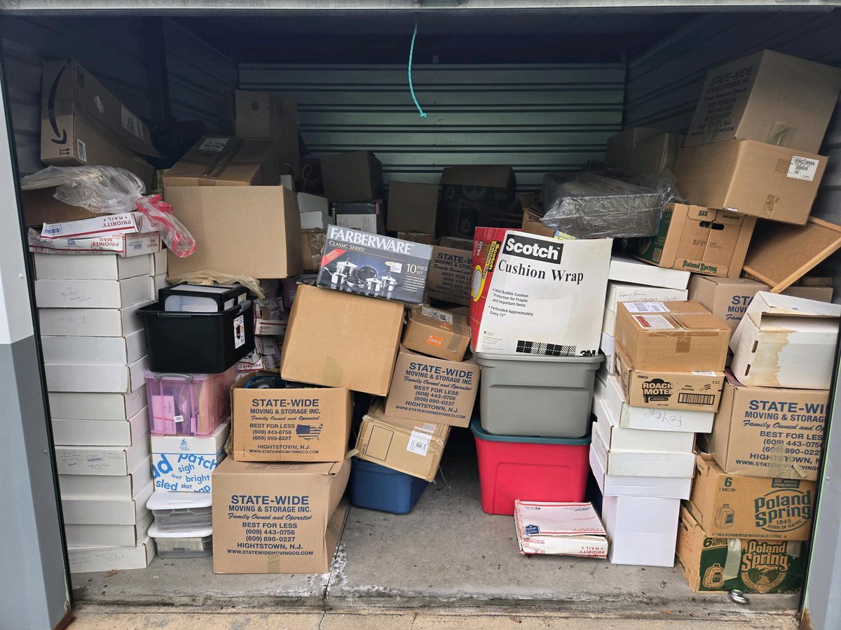 10 x 10 storage unit in Lawrence Township, NJ