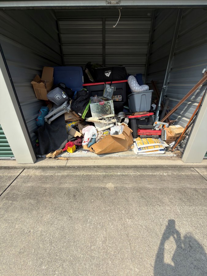 10 x 10 storage unit in Whiteland, IN