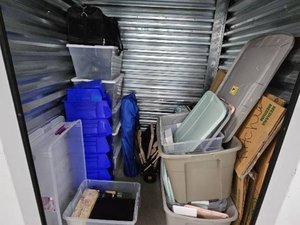 5 x 5 unit in Concord