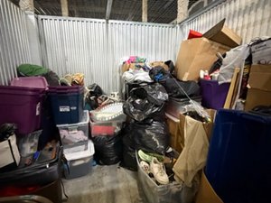 10 x 10 unit in Tampa