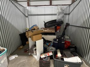 10 x 10 unit in Tampa