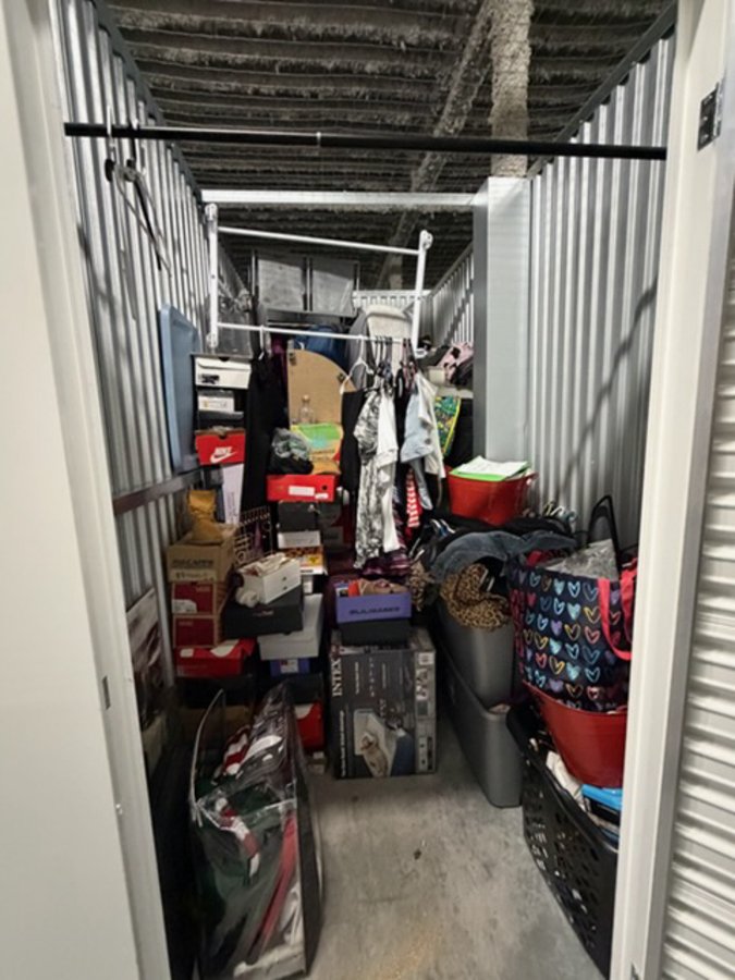 5 x 10 storage unit in Tampa, FL