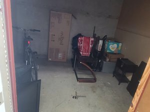 10 x 10 unit in Houston