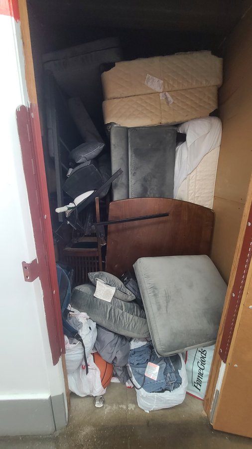 5 x 10 storage unit in Houston, TX