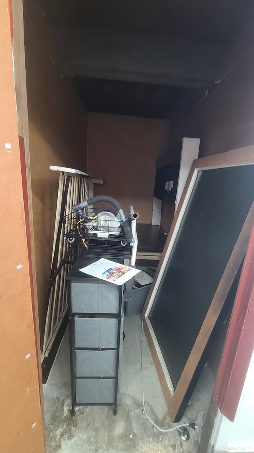 5 x 10 storage unit in Houston, TX