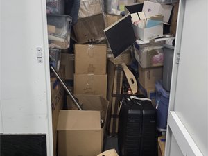 7 x 10 unit in New York