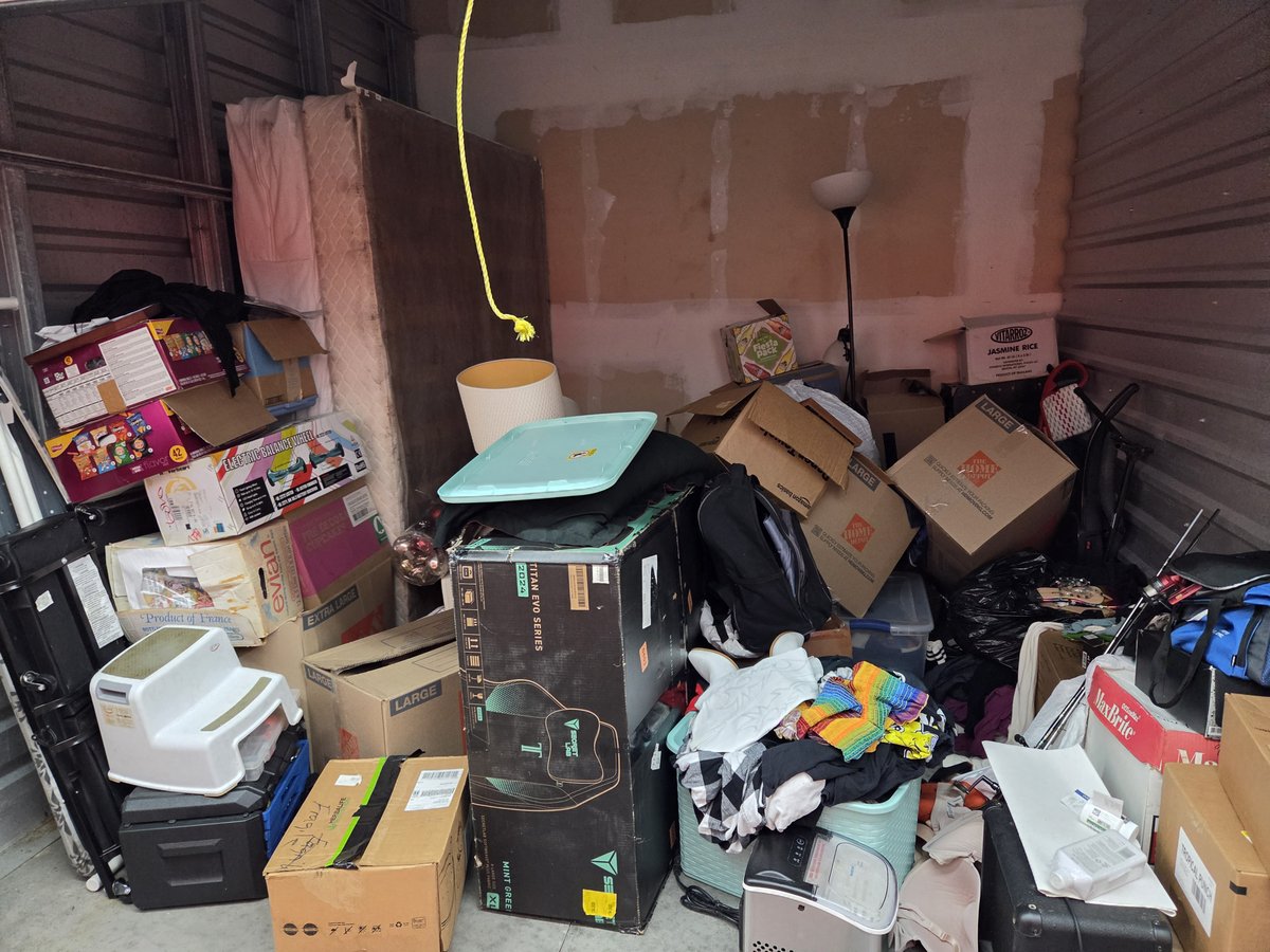 10 x 10 storage unit in Winter Park, FL