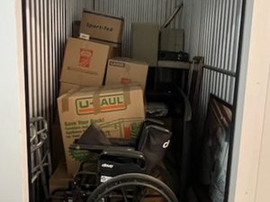 5 x 10 storage unit in South Gate, CA