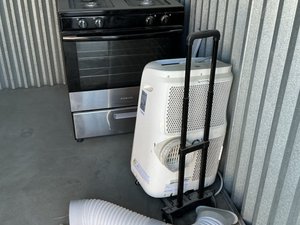 7 x 10 unit in Indio