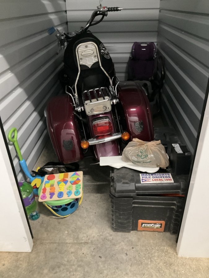 5 x 10 storage unit in Goose Creek, SC