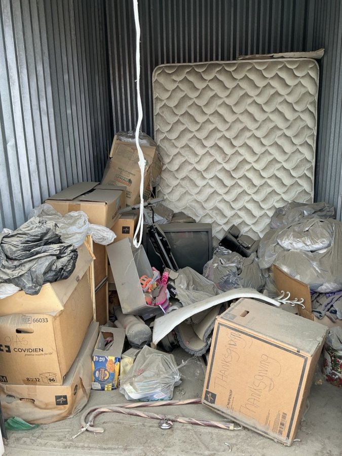 7 x 10 storage unit in Indio, CA