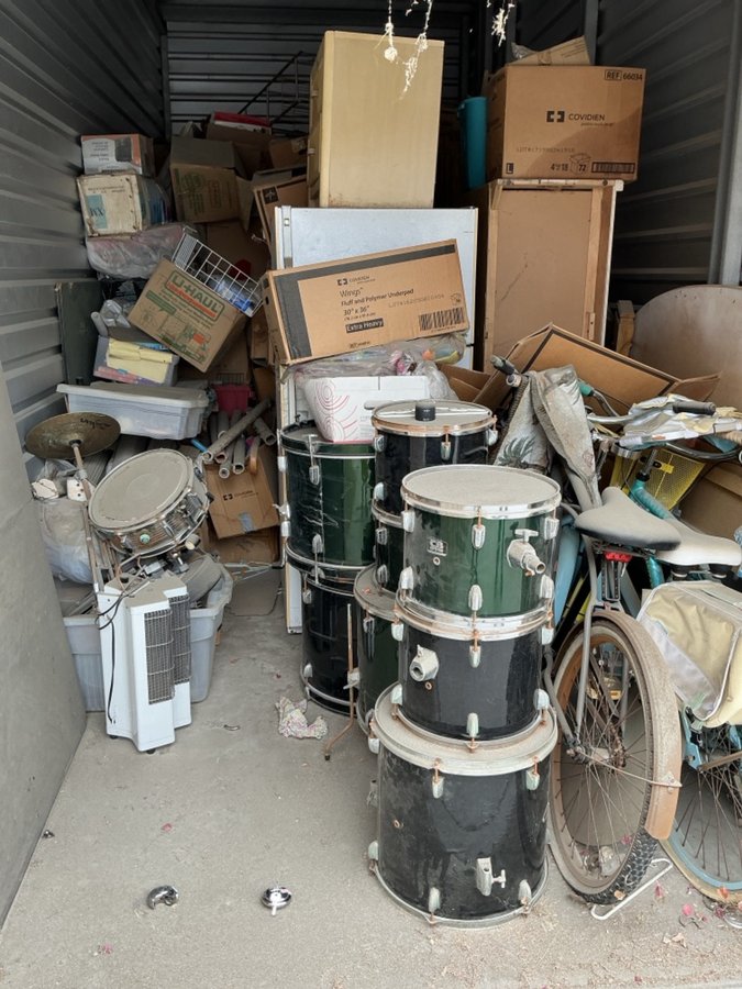 8 x 20 storage unit in Indio, CA