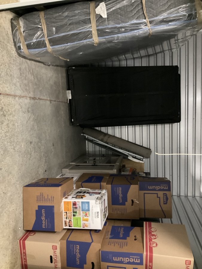 10 x 10 storage unit in Goose Creek, SC