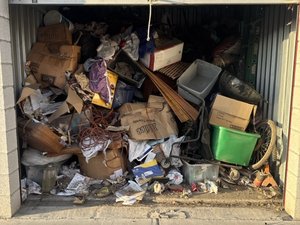 10 x 10 storage unit in Redlands, CA