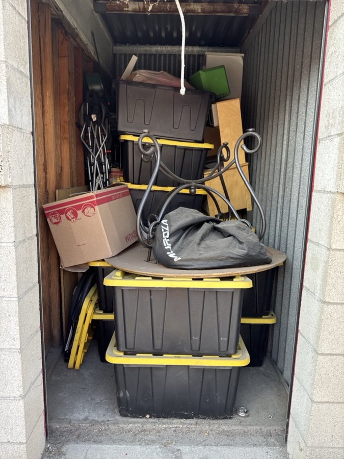 5 x 15 storage unit in San Bernardino, CA