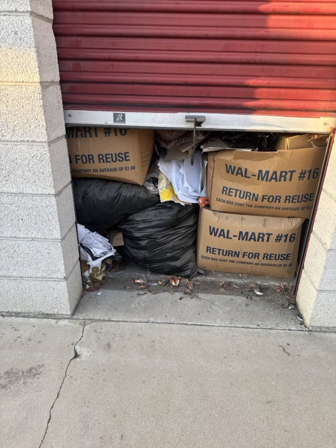 5 x 15 storage unit in Redlands, CA
