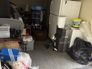 10 x 15 storage unit in Highland, CA