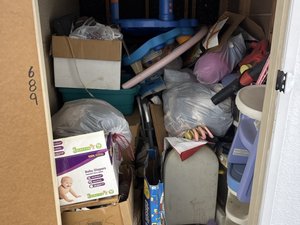 5 x 7 storage unit in Highland, CA