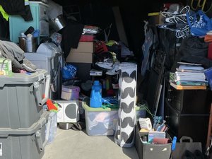 10 x 25 storage unit in Palm Desert, CA