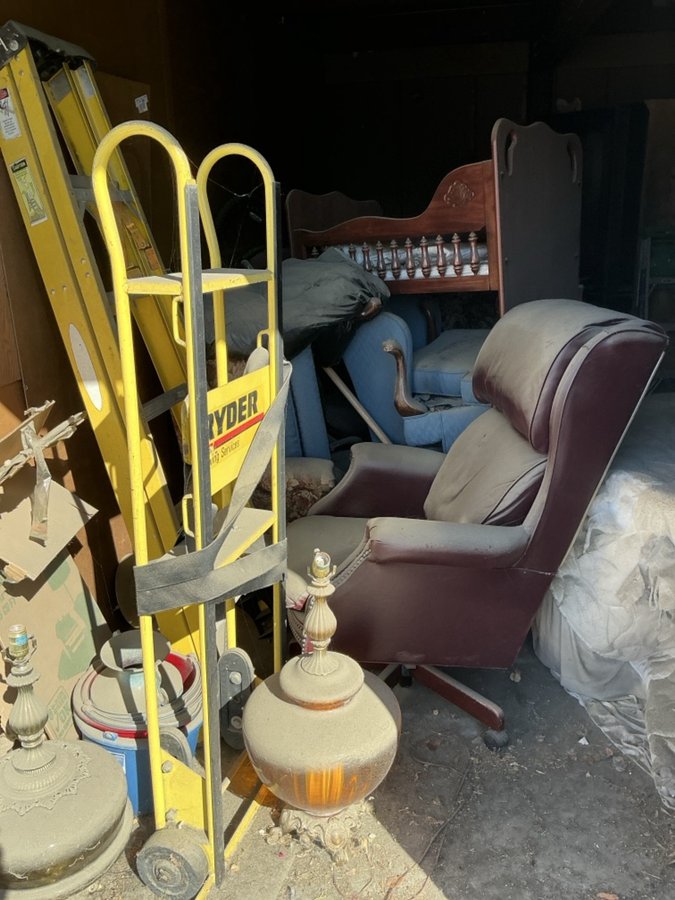14 x 20 storage unit in Palm Desert, CA