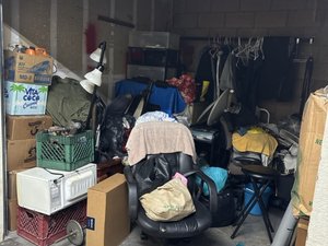 10 x 10 storage unit in Highland, CA