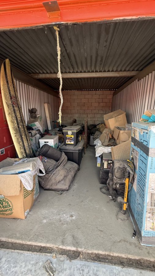 10 x 20 storage unit in Colton, CA